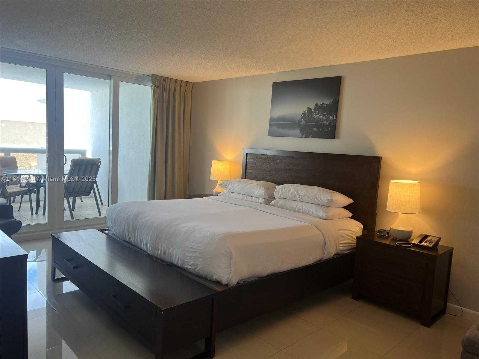 Small Image of 1717 NORTH BAYSHORE DR #A-1038, Miami Number 9