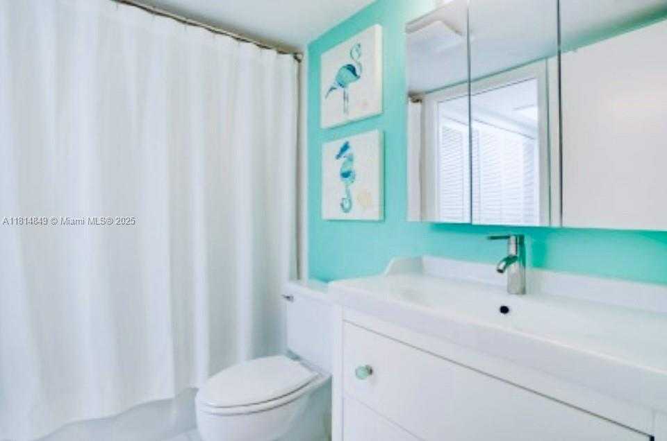 Small Image of 4650 KITTIWAKE CT #4650, Boynton Beach Number 23