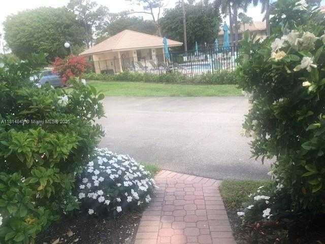 Small Image of 4650 KITTIWAKE CT #4650, Boynton Beach Number 30