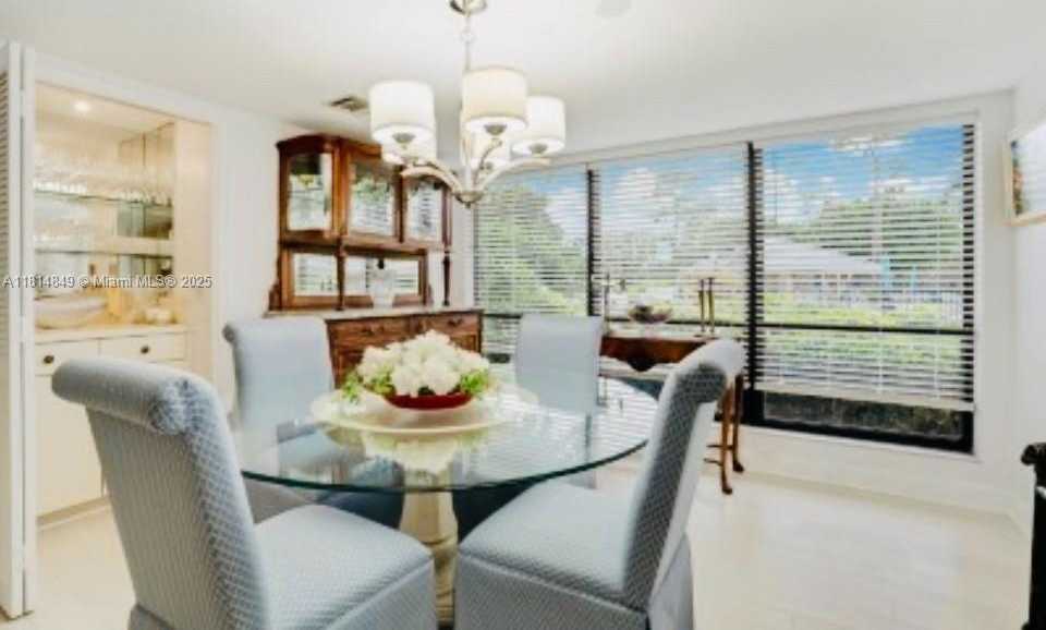 Small Image of 4650 KITTIWAKE CT #4650, Boynton Beach Number 7