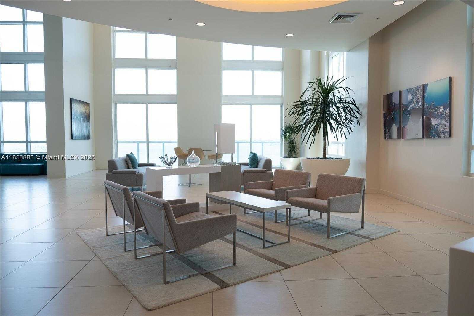 Small Image of 1900 NORTH BAYSHORE DR #3003, Miami Number 24