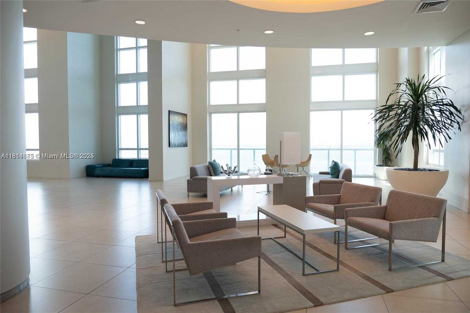 Small Image of 1900 NORTH BAYSHORE DR #3003, Miami Number 26
