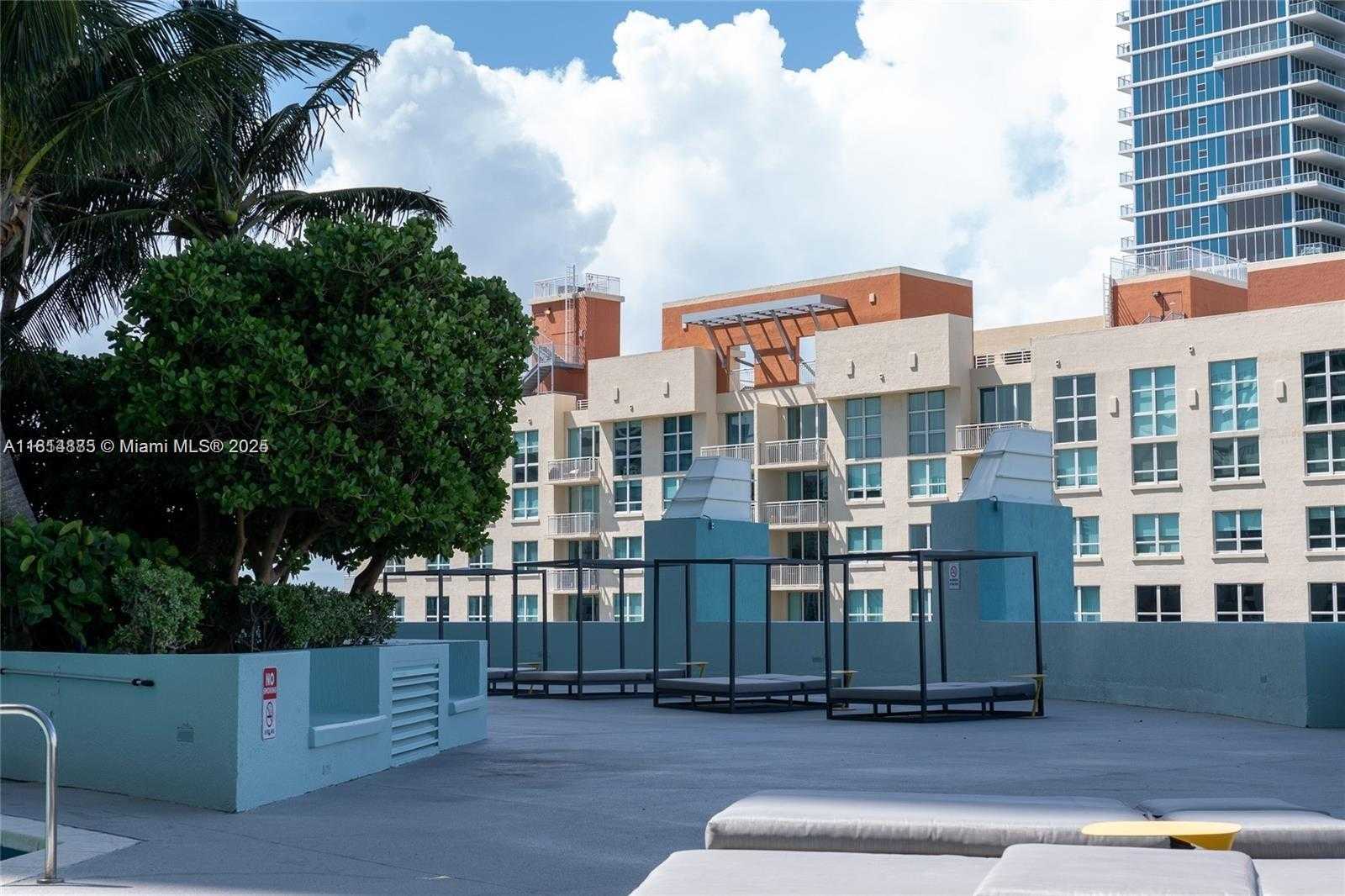 Small Image of 1900 NORTH BAYSHORE DR #3003, Miami Number 35