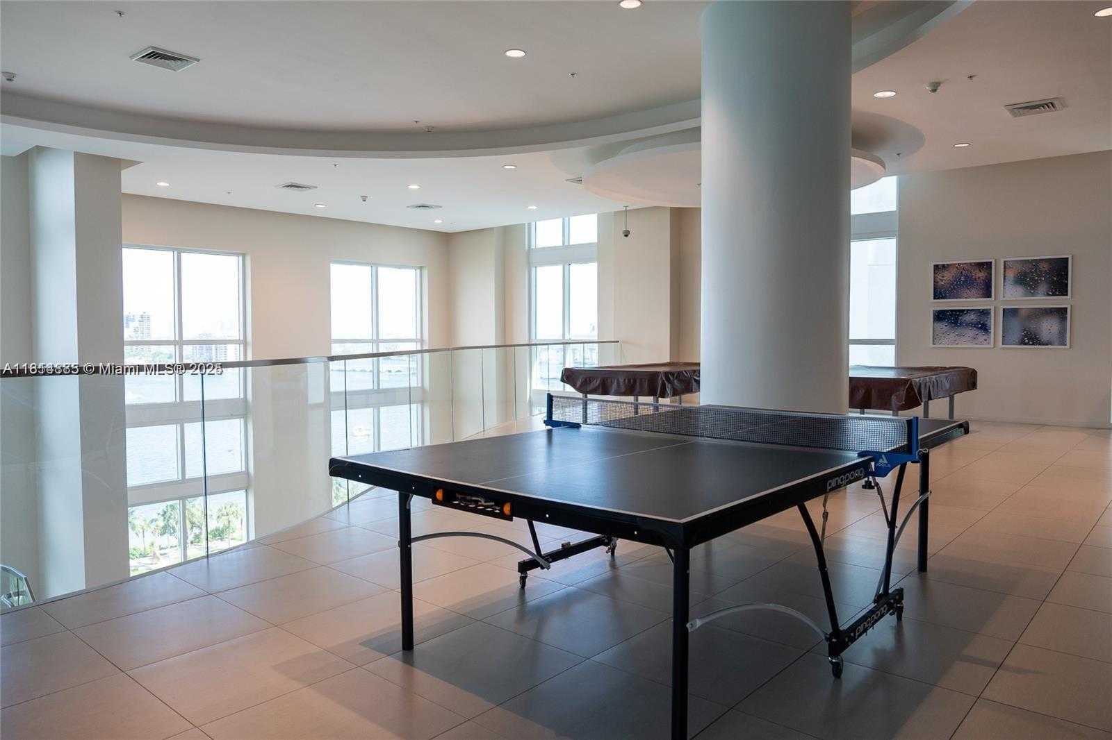 Small Image of 1900 NORTH BAYSHORE DR #3003, Miami Number 37