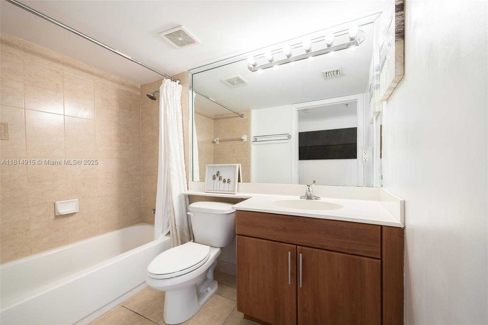 Small Image of 1690 SOUTH WEST 27TH AVE #301, Miami Number 18