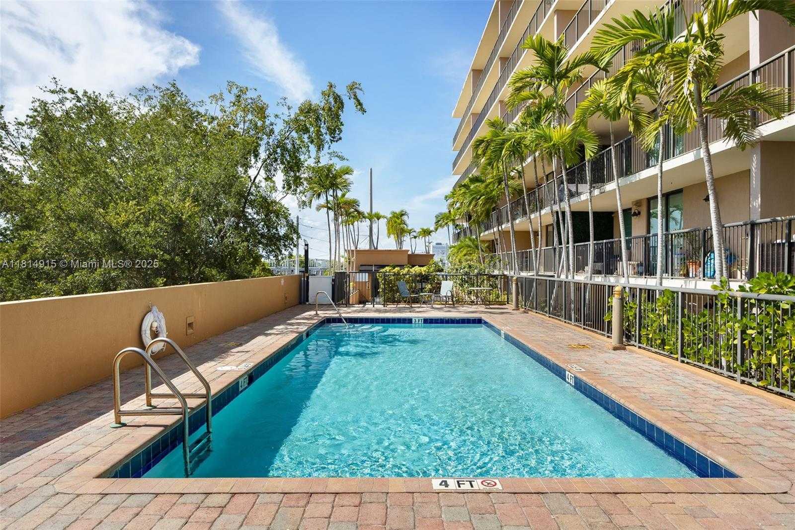 Small Image of 1690 SOUTH WEST 27TH AVE #301, Miami Number 21