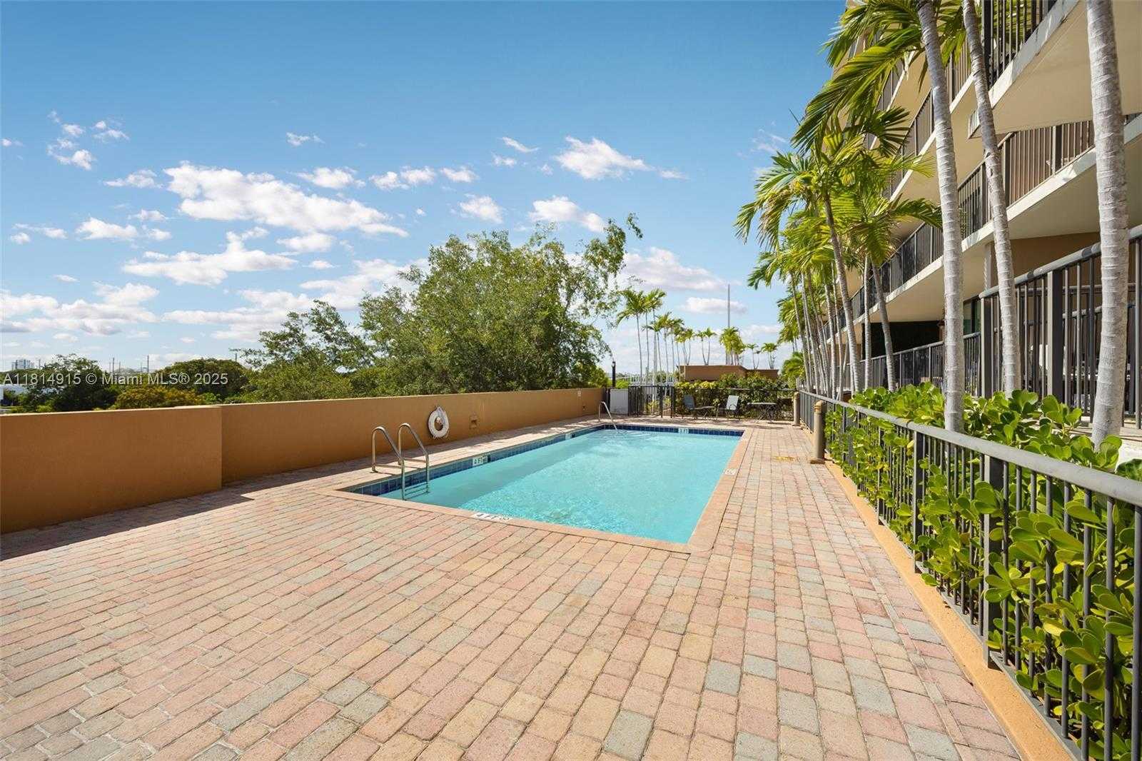 Small Image of 1690 SOUTH WEST 27TH AVE #301, Miami Number 23