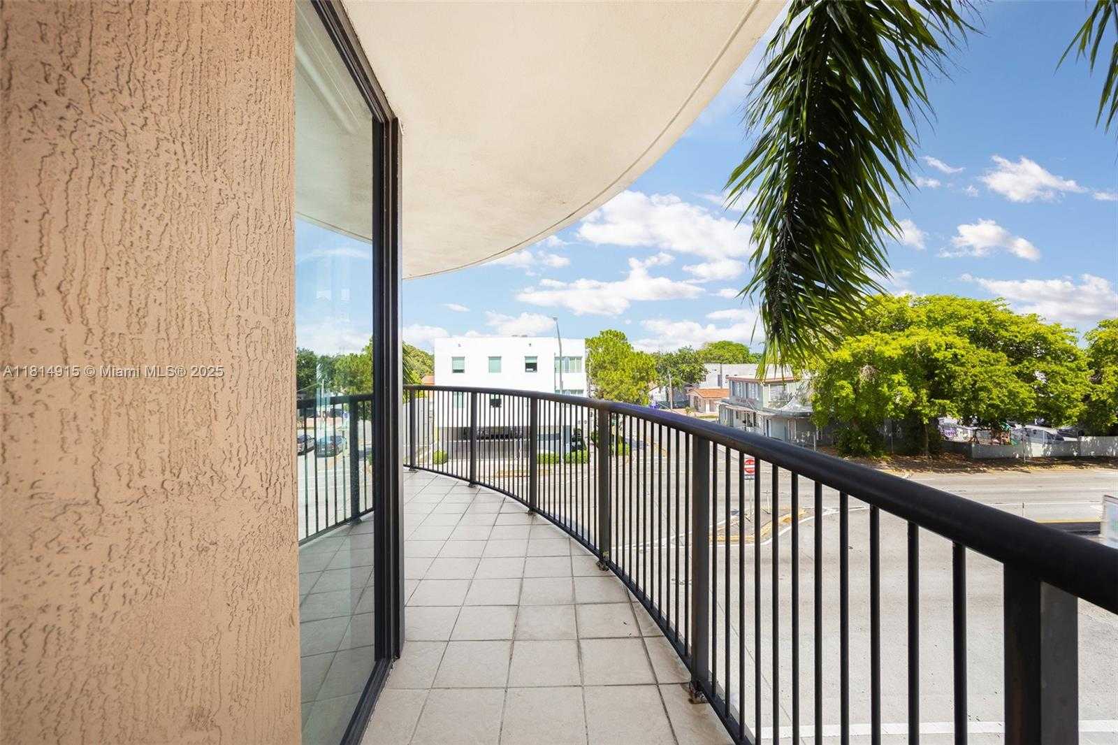 Small Image of 1690 SOUTH WEST 27TH AVE #301, Miami Number 5