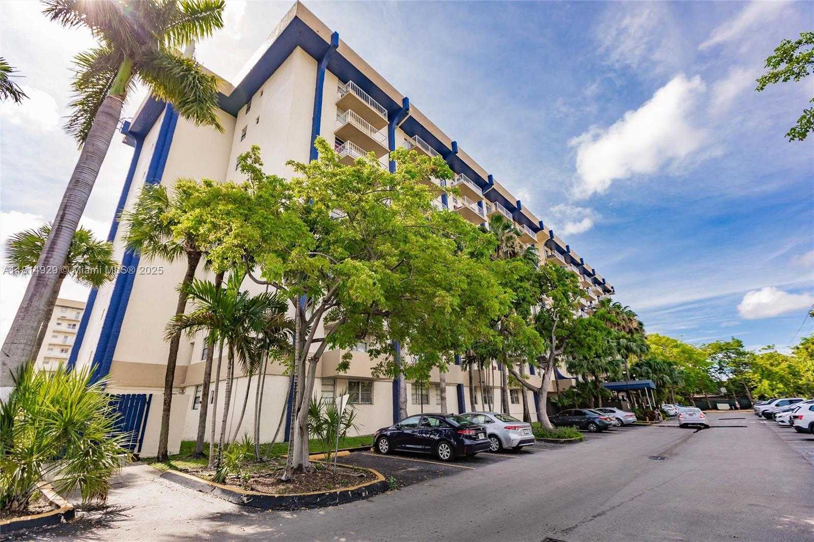 Small Image of 801 NORTH WEST 47TH AVE #409W, Miami Number 2