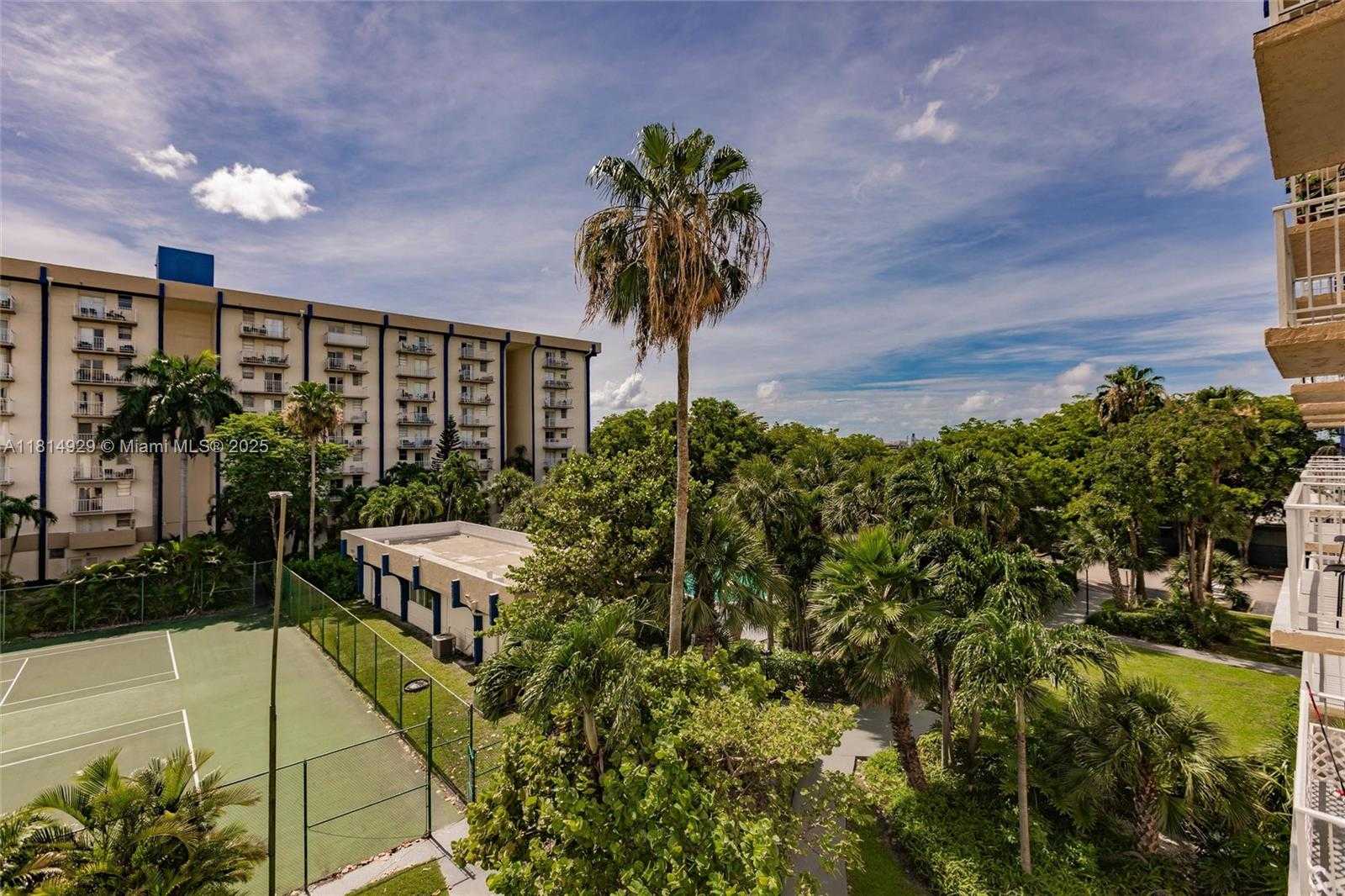 Small Image of 801 NORTH WEST 47TH AVE #409W, Miami Number 33