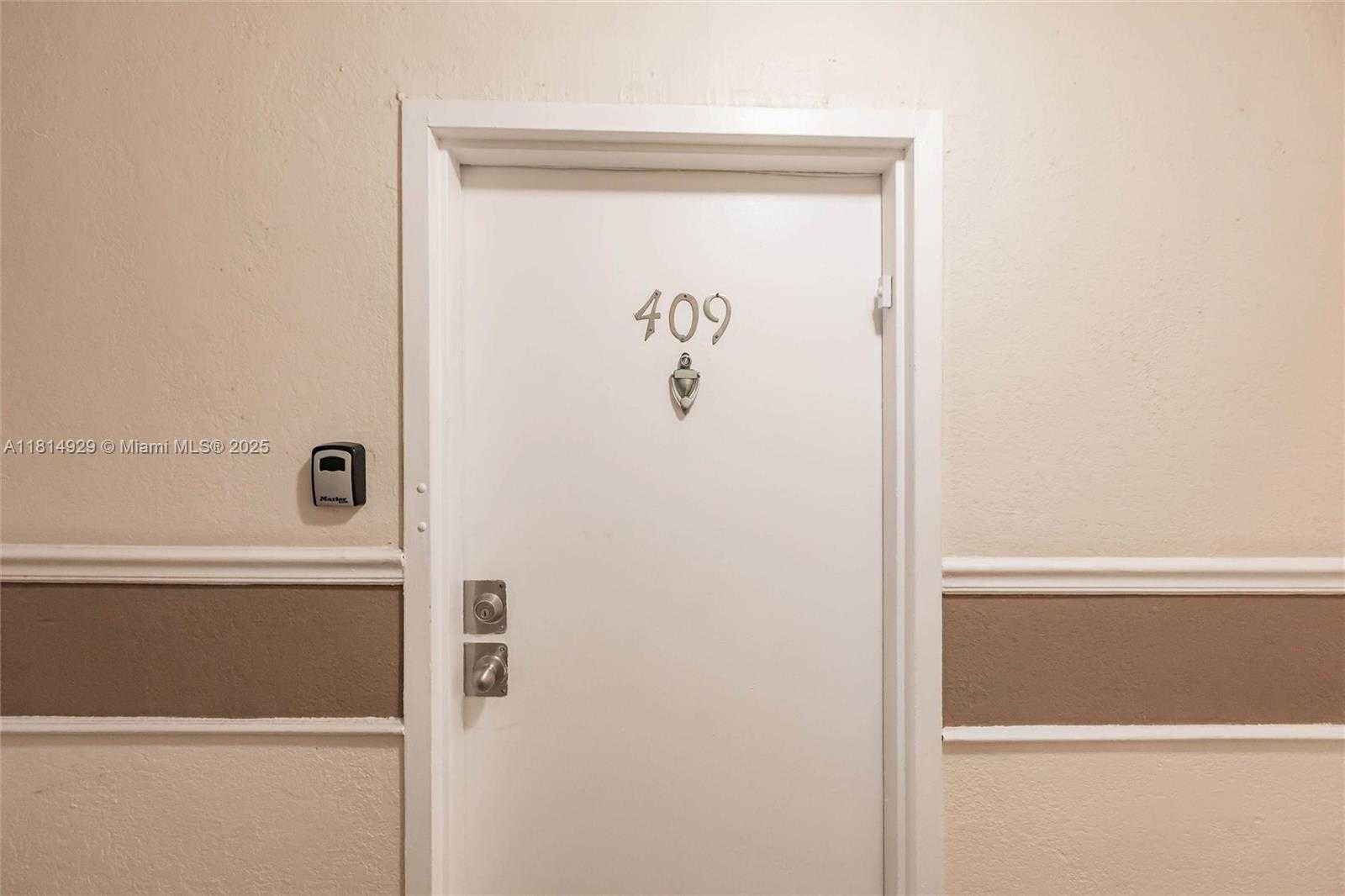 Small Image of 801 NORTH WEST 47TH AVE #409W, Miami Number 9