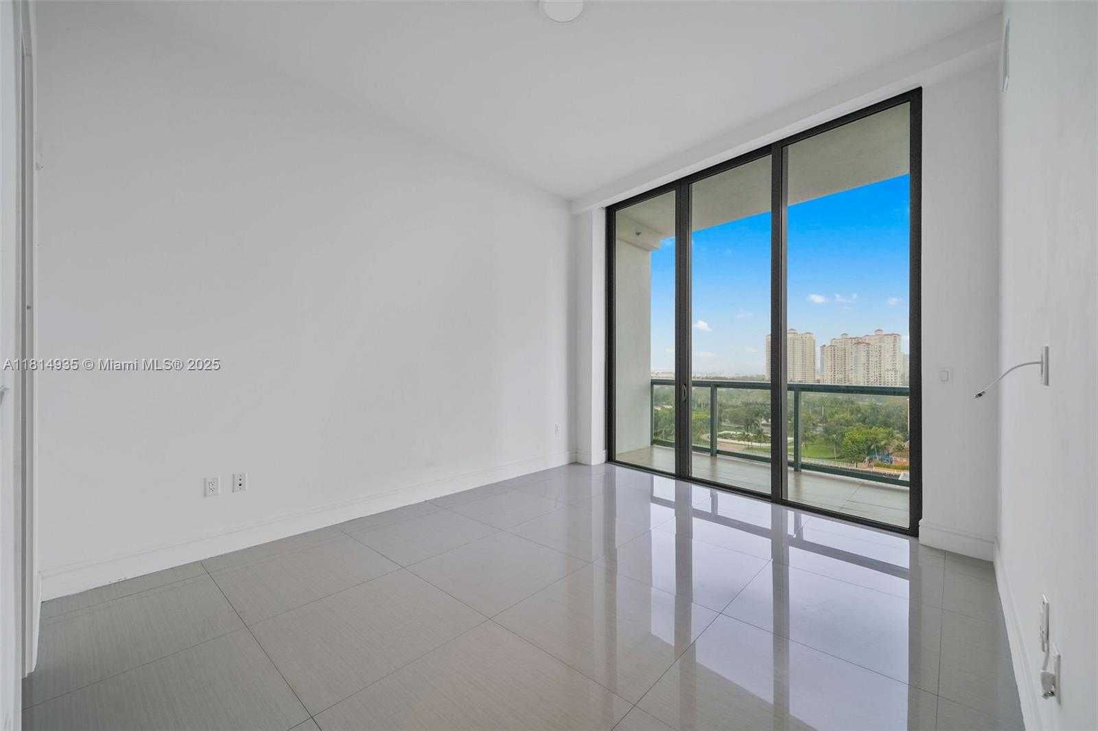 Small Image of 3250 NORTH EAST 188TH ST #LPH07, Aventura Number 22