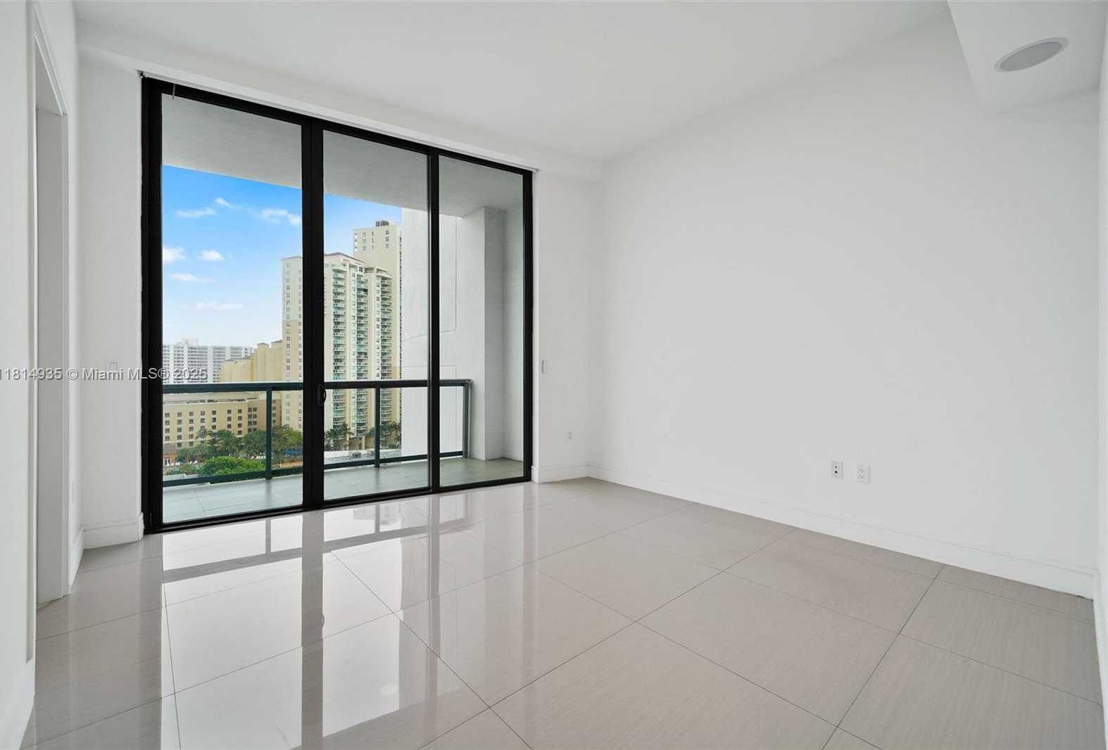 Small Image of 3250 NORTH EAST 188TH ST #LPH07, Aventura Number 23
