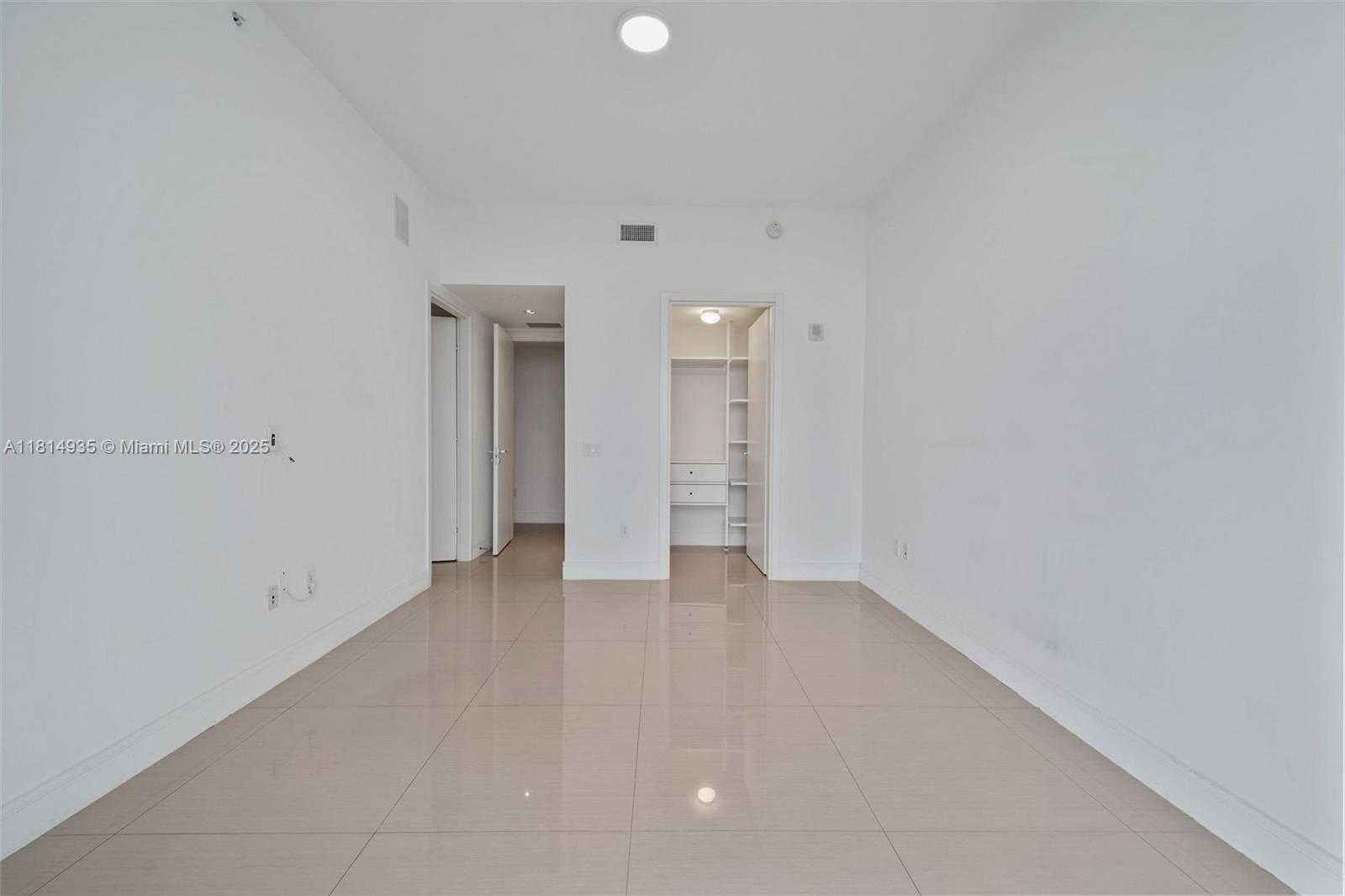 Small Image of 3250 NORTH EAST 188TH ST #LPH07, Aventura Number 24