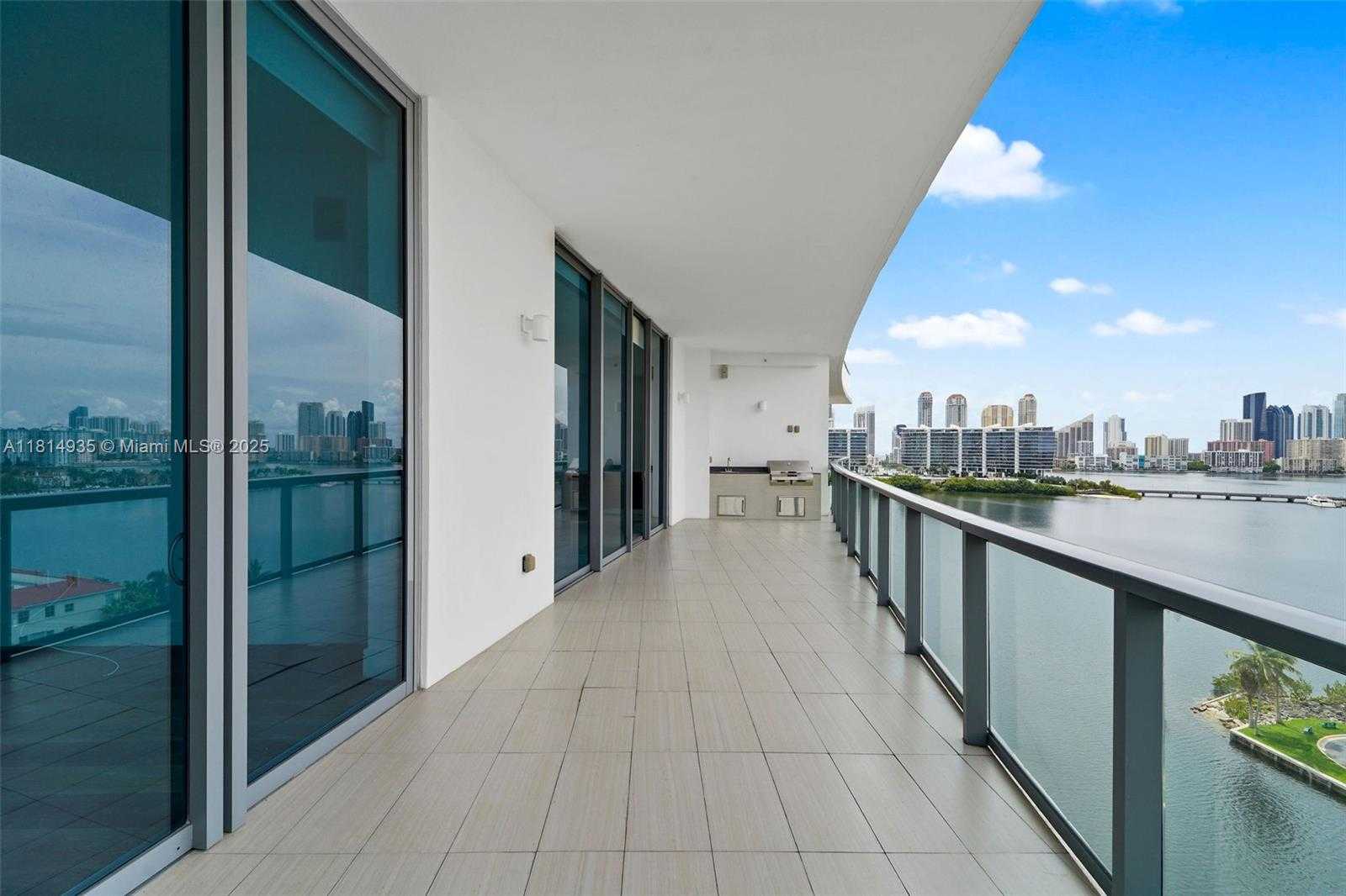 Small Image of 3250 NORTH EAST 188TH ST #LPH07, Aventura Number 31