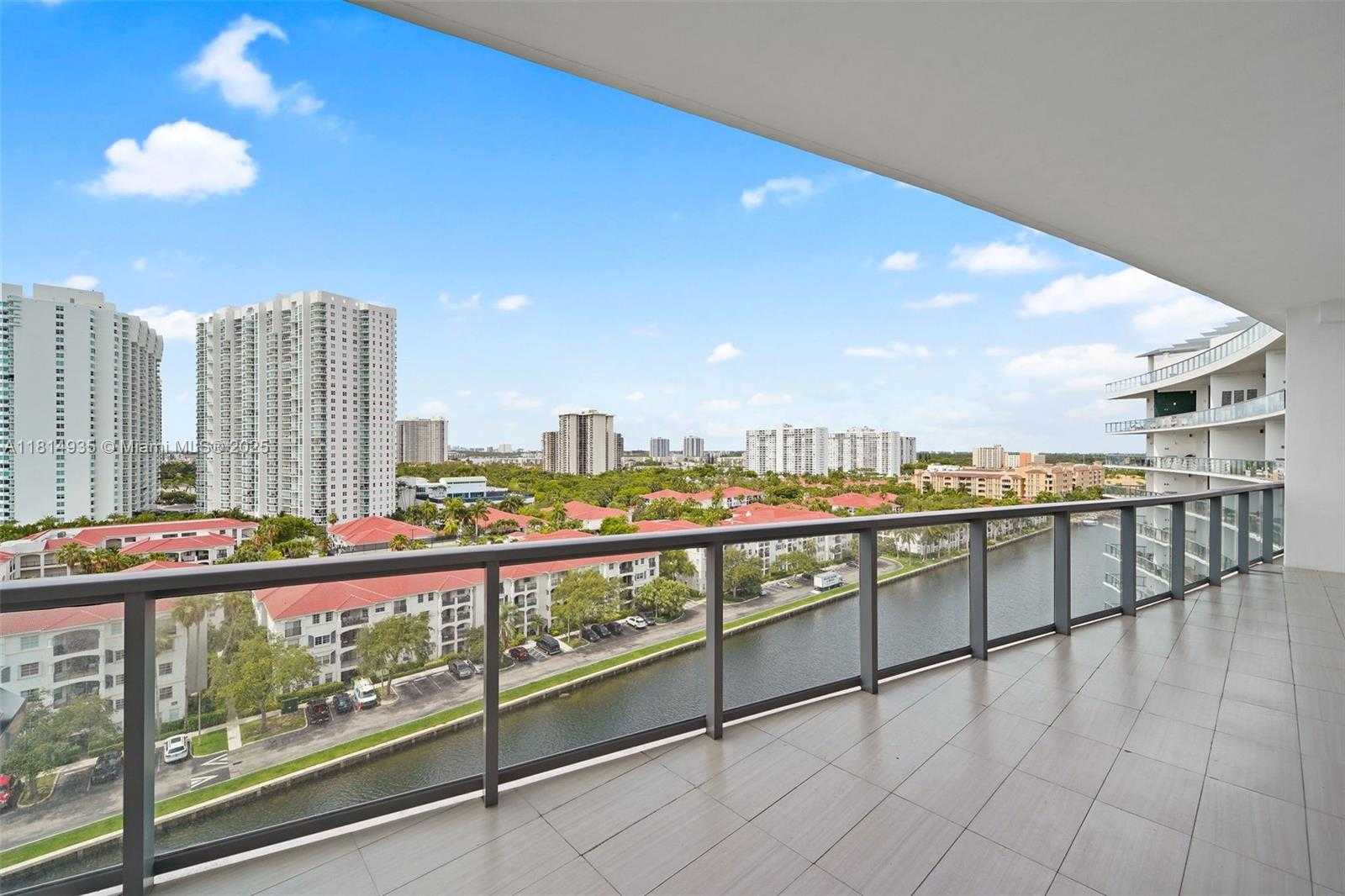 Small Image of 3250 NORTH EAST 188TH ST #LPH07, Aventura Number 33