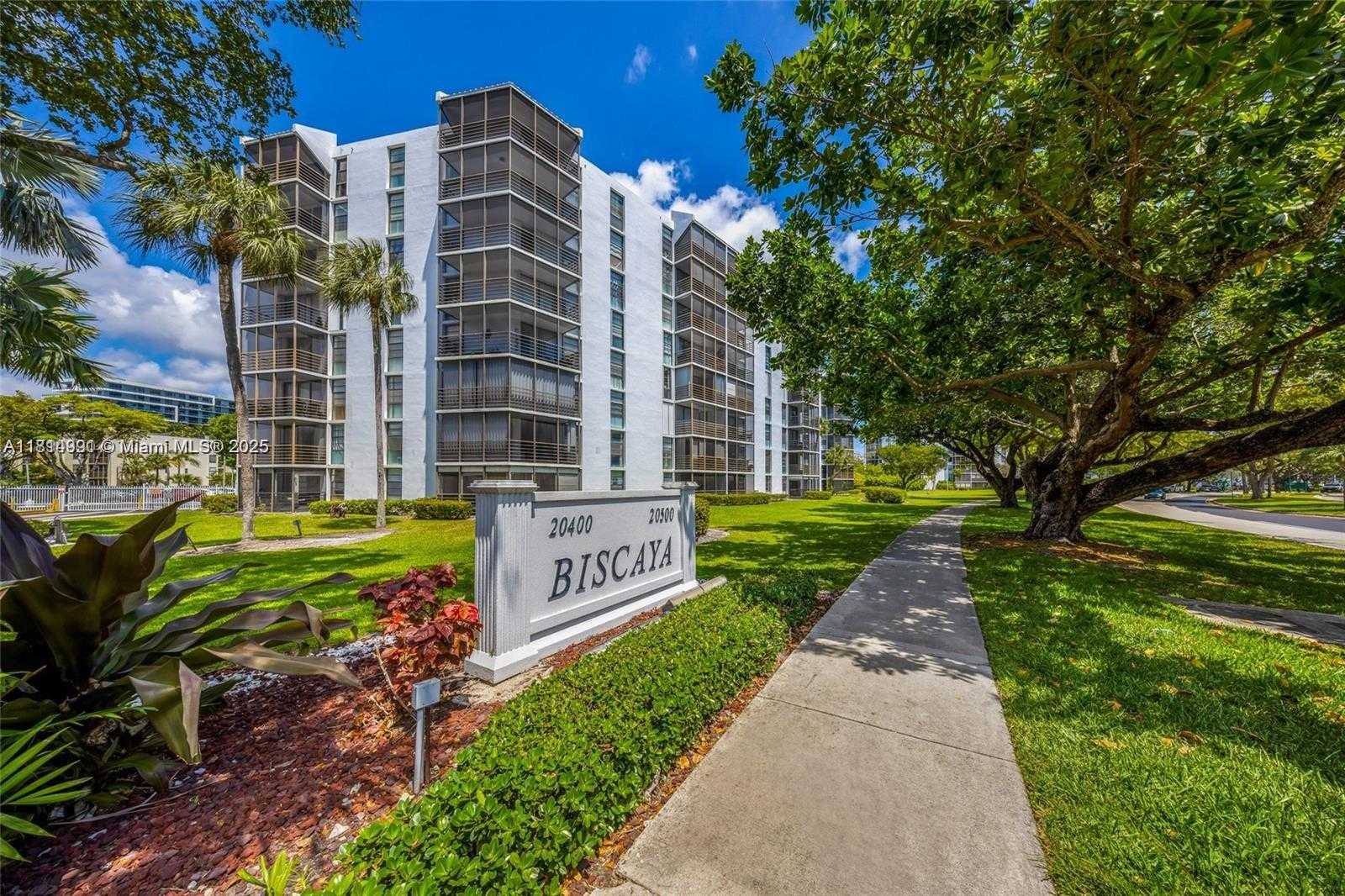 Small Image of 20400 SOUTH WEST COUNTRY CLUB DR #209, Aventura Number 28