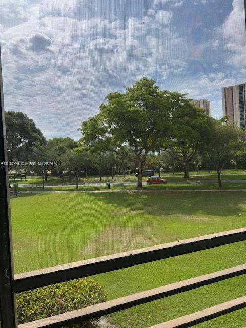 Small Image of 20400 SOUTH WEST COUNTRY CLUB DR #209, Aventura Number 3