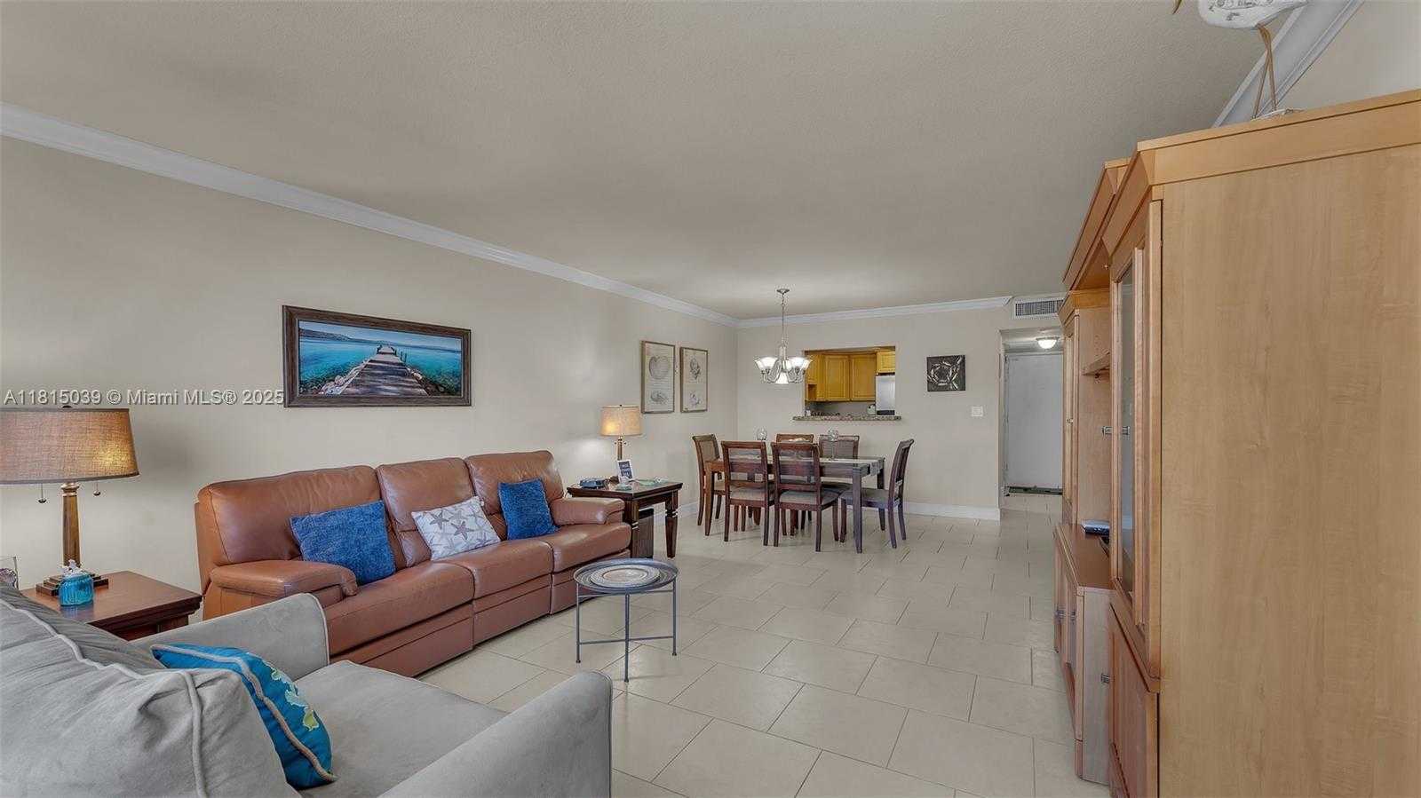 Small Image of 3180 SOUTH OCEAN DR #322, Hallandale Beach Number 17