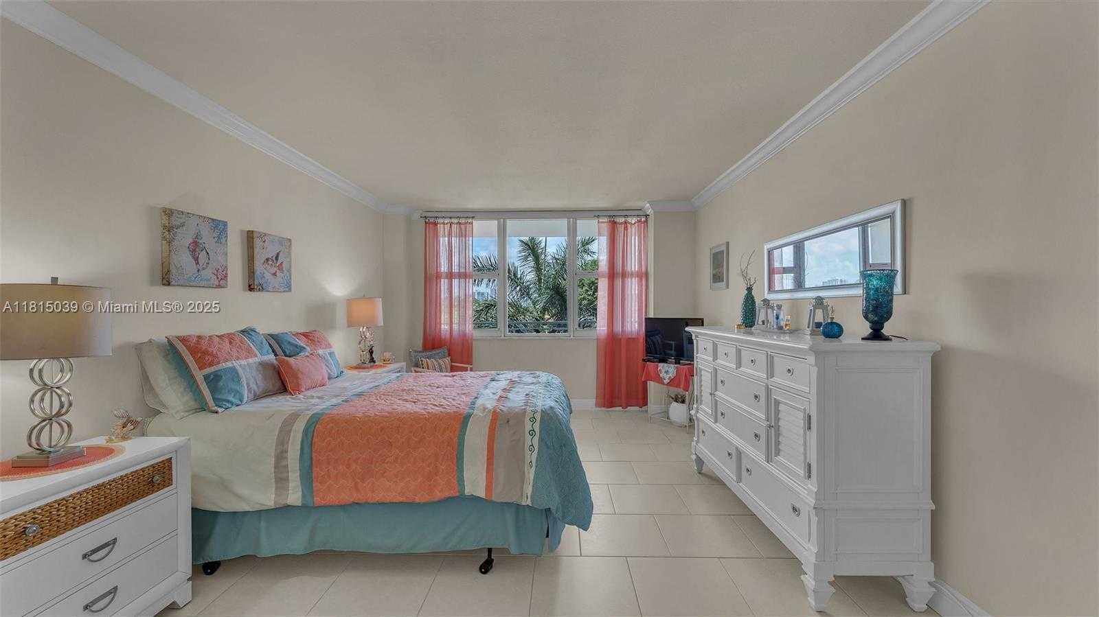 Small Image of 3180 SOUTH OCEAN DR #322, Hallandale Beach Number 22