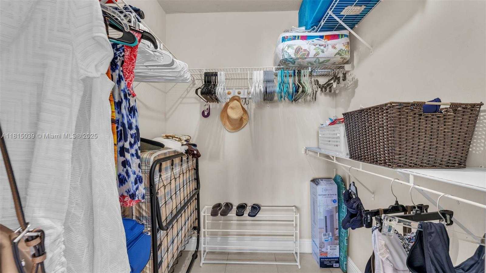 Small Image of 3180 SOUTH OCEAN DR #322, Hallandale Beach Number 25