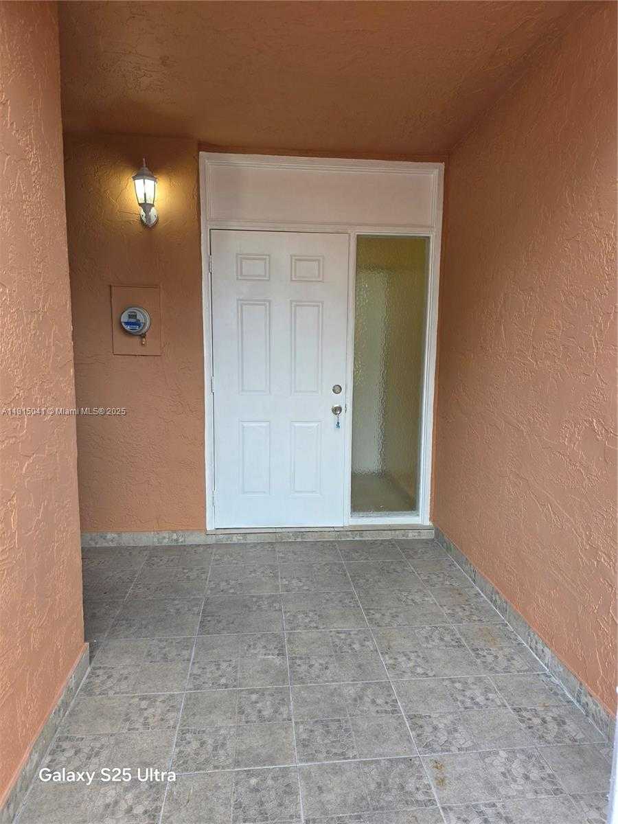 Small Image of 4102 WEST 10TH LN #28, Hialeah Number 2