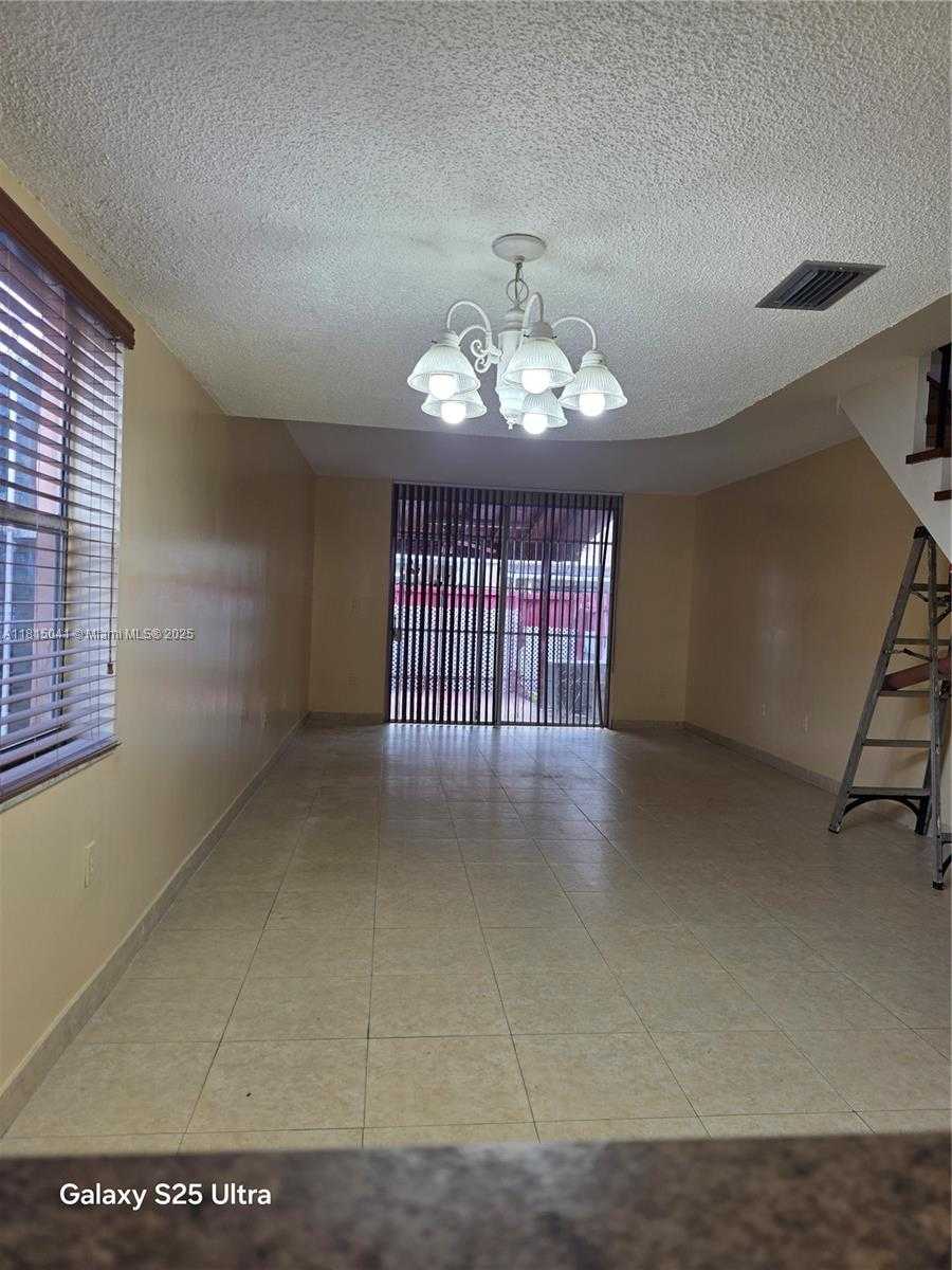 Small Image of 4102 WEST 10TH LN #28, Hialeah Number 4