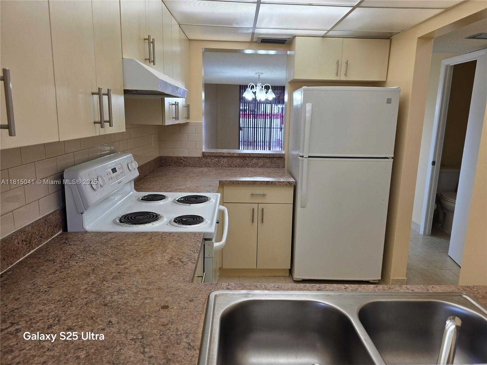 Small Image of 4102 WEST 10TH LN #28, Hialeah Number 8