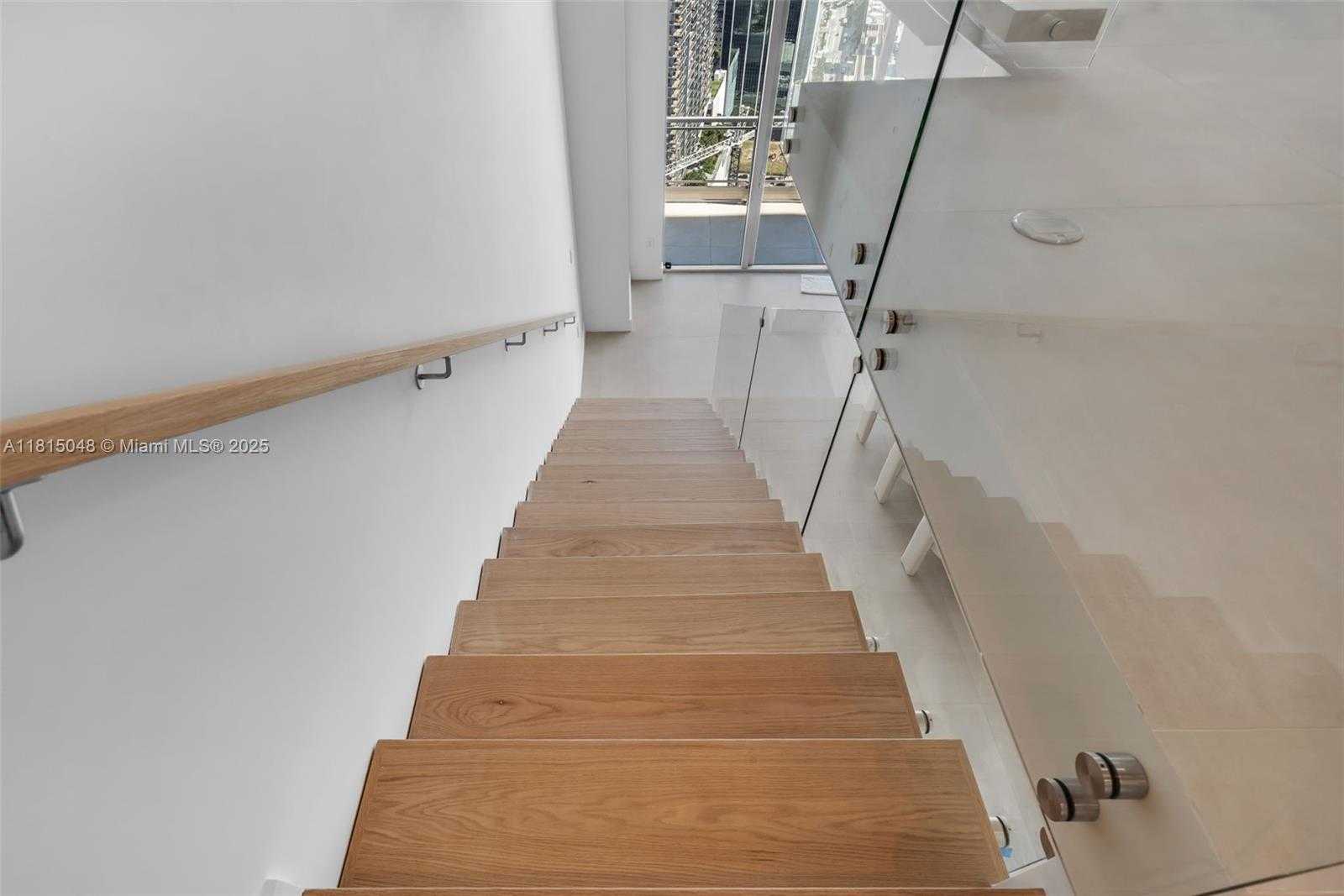 Small Image of 92 SOUTH WEST 3RD ST #5204, Miami Number 35