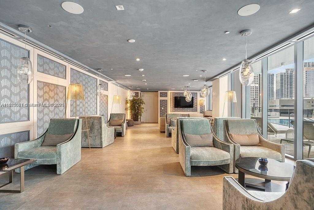 Small Image of 1000 BRICKELL PLZ #4504, Miami Number 16