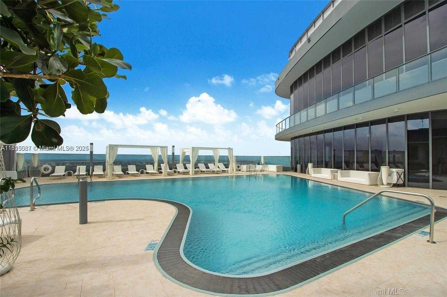 Small Image of 1000 BRICKELL PLZ #4504, Miami Number 27