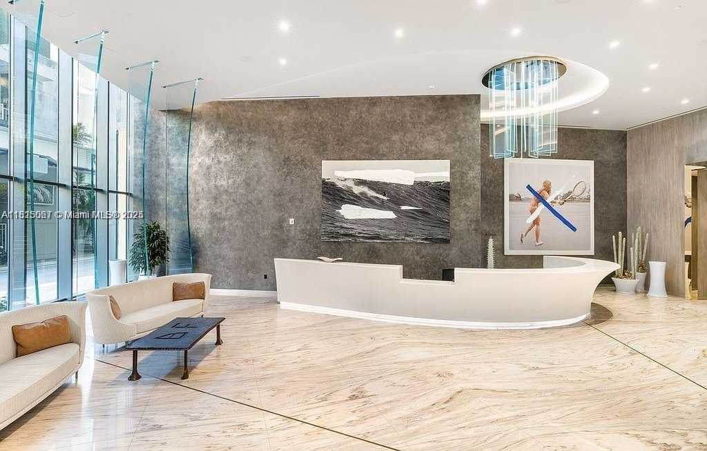 Small Image of 1000 BRICKELL PLZ #4504, Miami Number 8