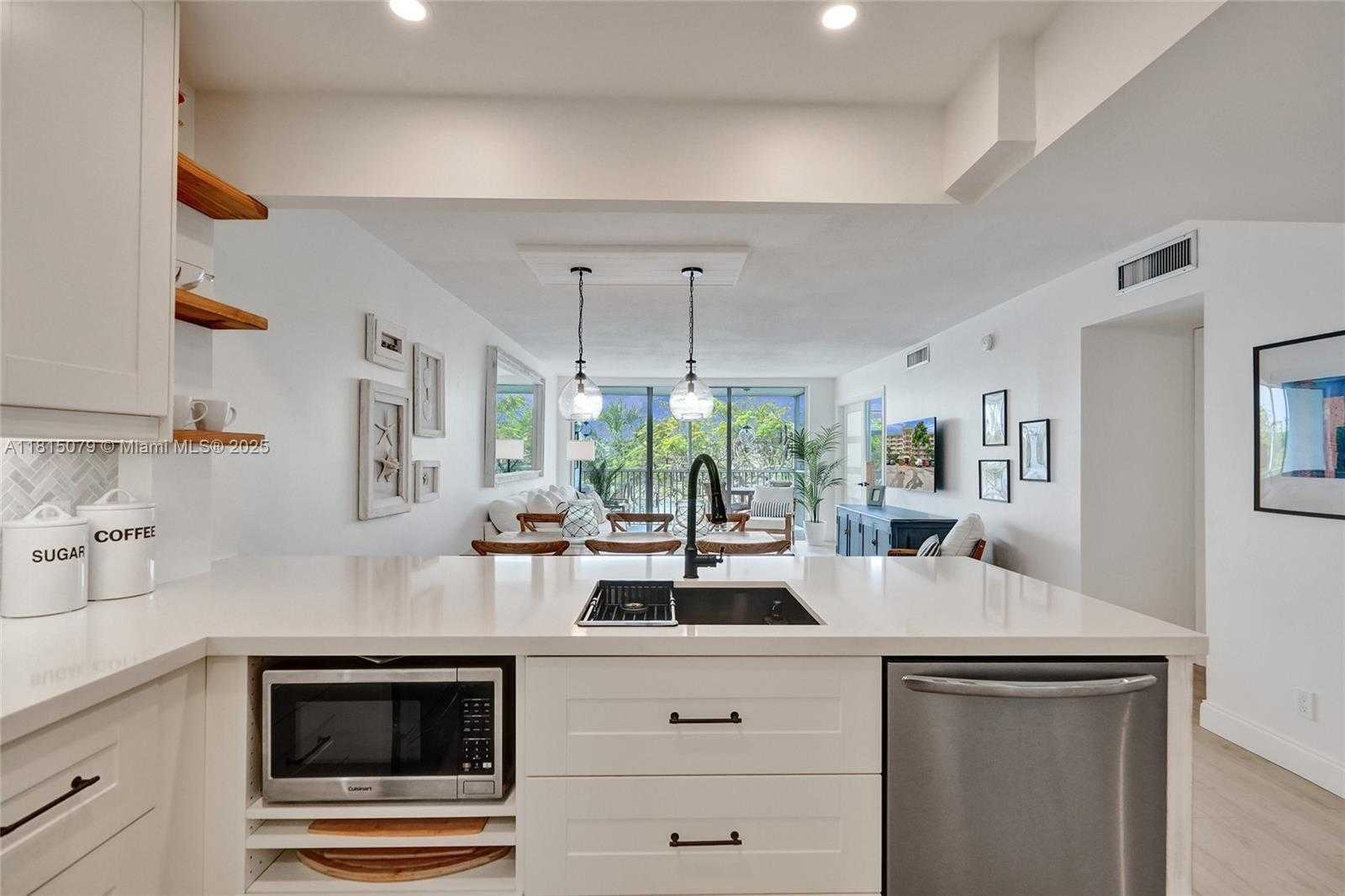 Small Image of 3150 NORTH COURSE LN #405, Pompano Beach Number 16