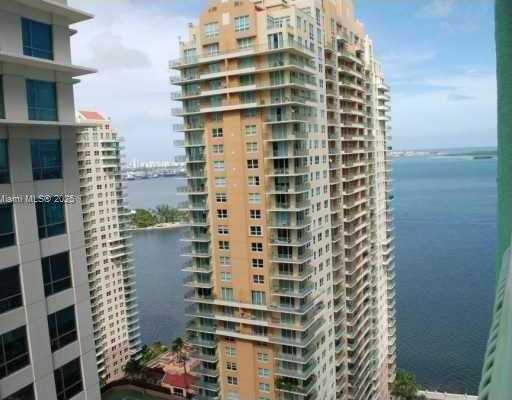 Small Image of 1200 BRICKELL BAY DR #3316, Miami Number 4
