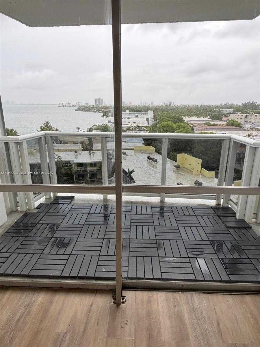 Small Image of 900 BAY DR #721, Miami Beach Number 13