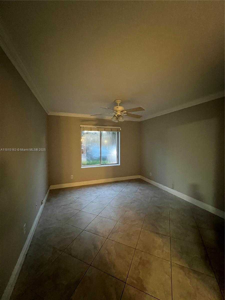 Small Image of 1097 CORAL CLUB DR #1097, Coral Springs Number 10