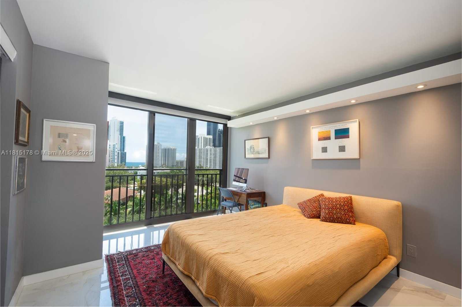 Small Image of 17720 NORTH BAY RD #10D, Sunny Isles Beach Number 16