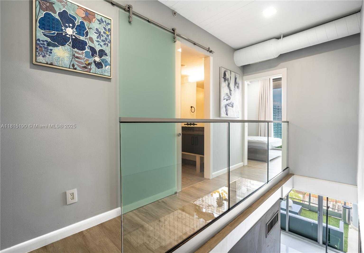 Small Image of 690 SOUTH WEST 1ST CT #3116, Miami Number 26
