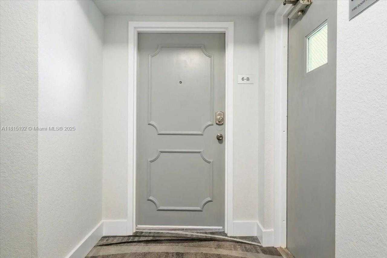 Small Image of 16570 NORTH EAST 26TH AVE #6B, North Miami Beach Number 3