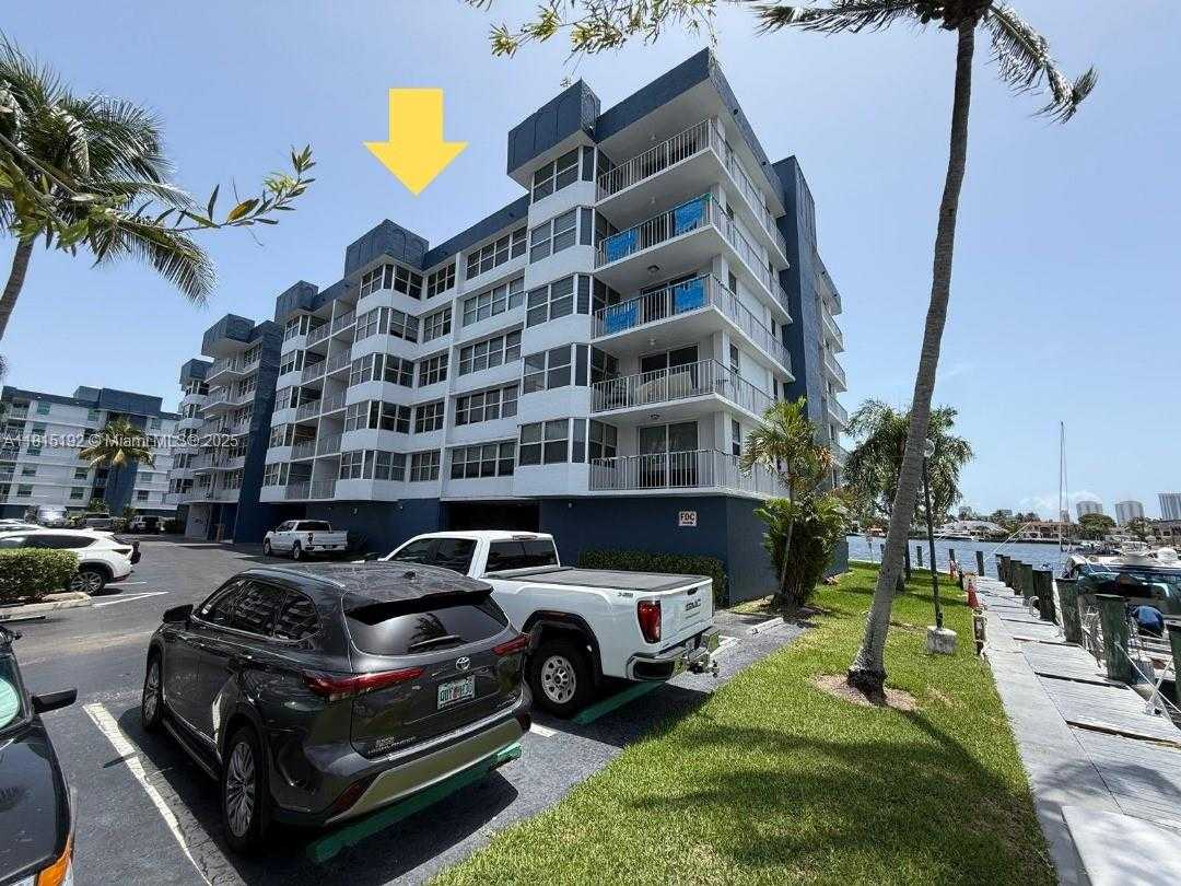 Small Image of 16570 NORTH EAST 26TH AVE #6B, North Miami Beach Number 31