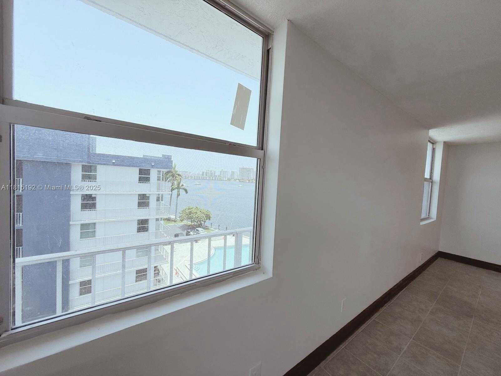 Small Image of 16570 NORTH EAST 26TH AVE #6B, North Miami Beach Number 6