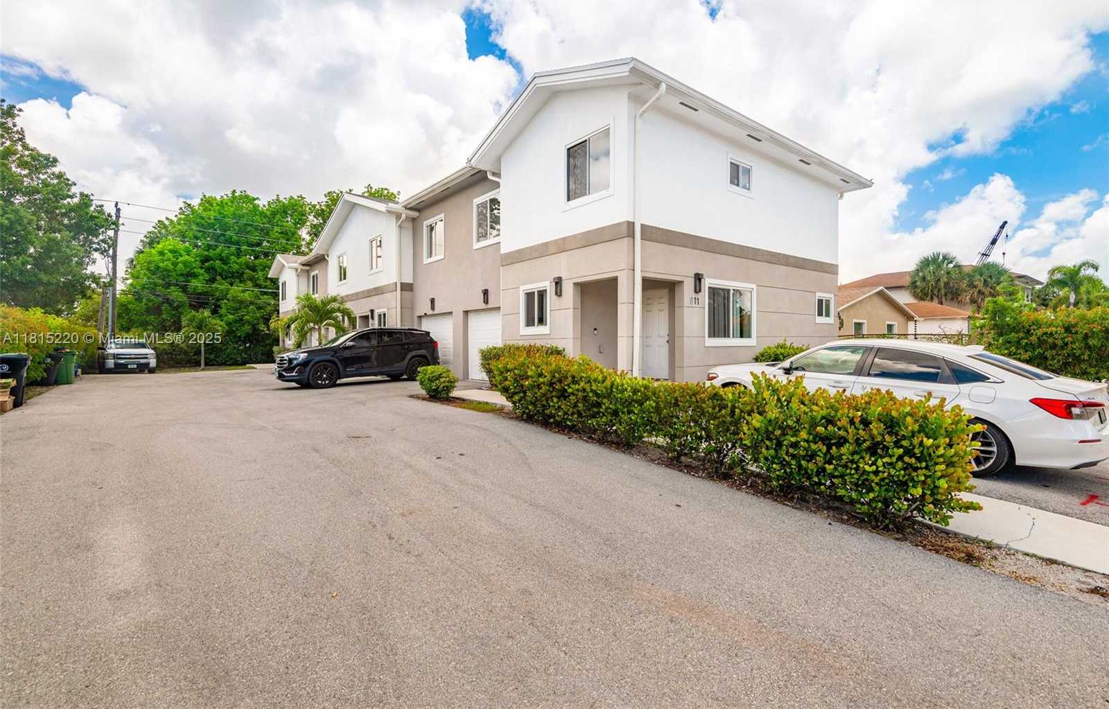 Small Image of 813 NORTH WEST 3RD AVE, Fort Lauderdale Number 1