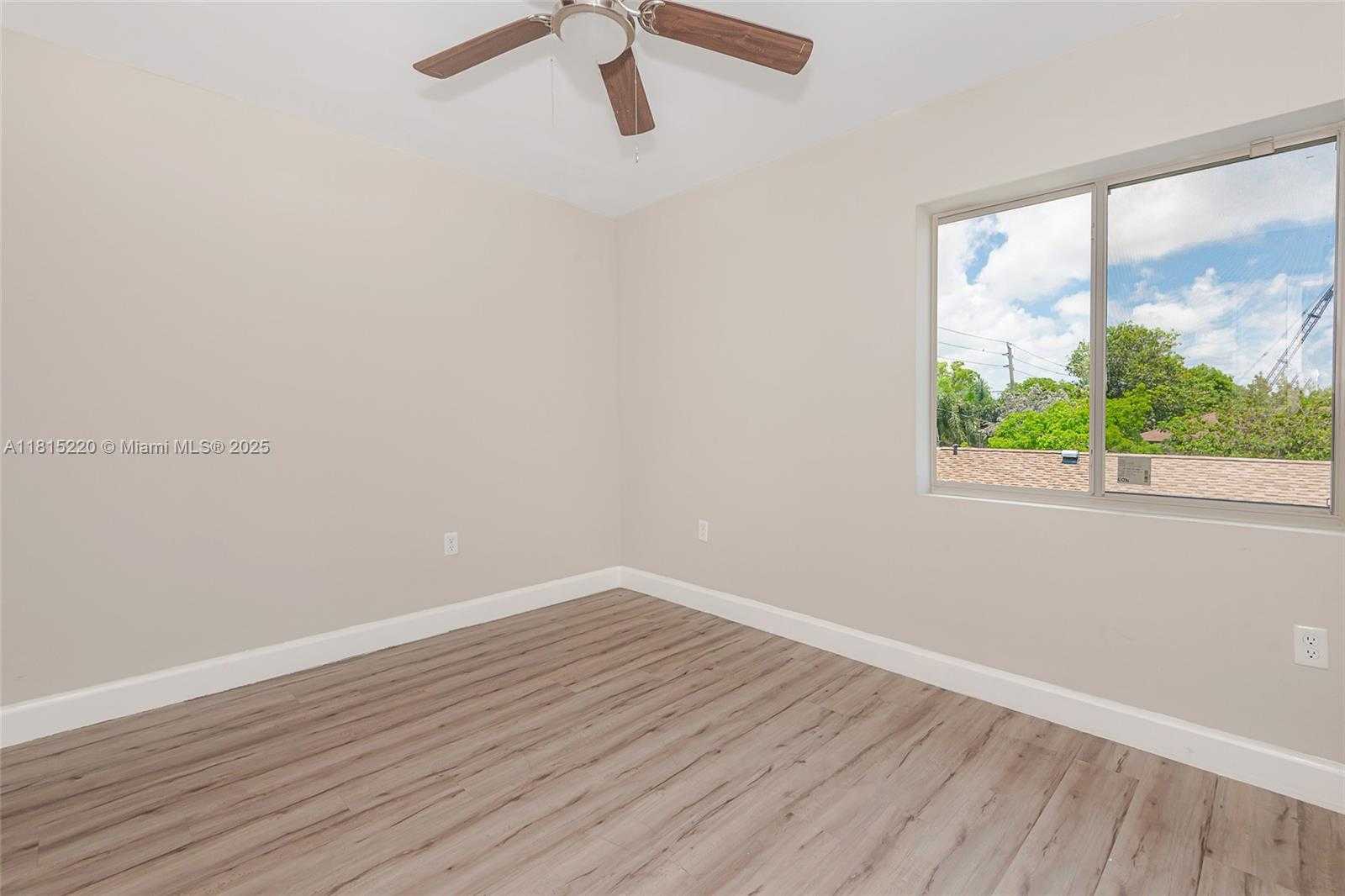 Small Image of 813 NORTH WEST 3RD AVE, Fort Lauderdale Number 13