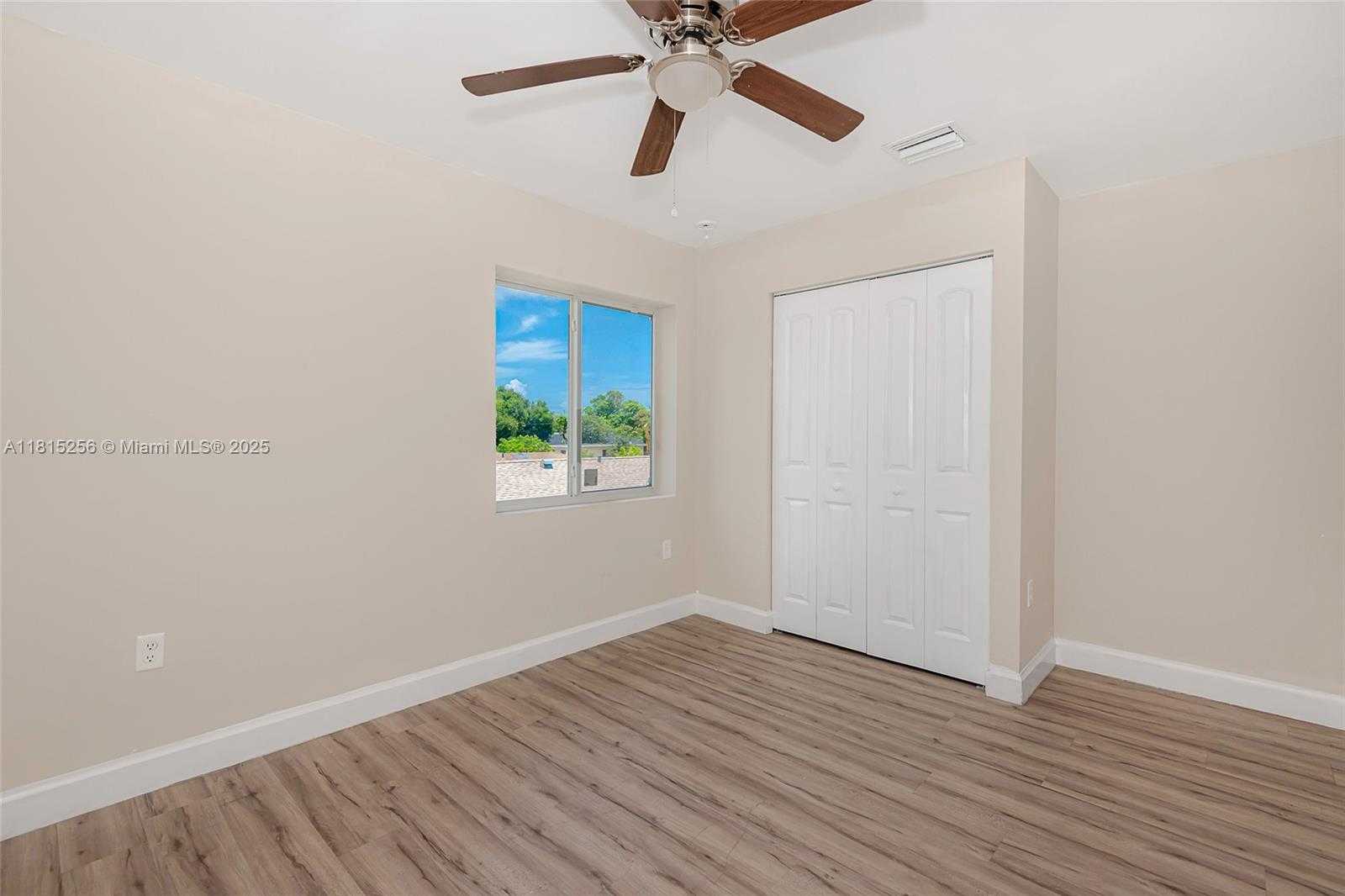 Small Image of 811 NORTH WEST 3RD AVE, Fort Lauderdale Number 14