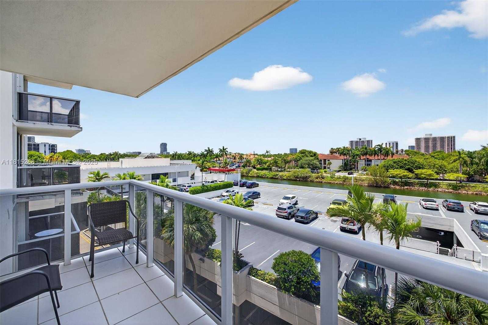 Small Image of 3675 NORTH COUNTRY CLUB DR #401, Aventura Number 17