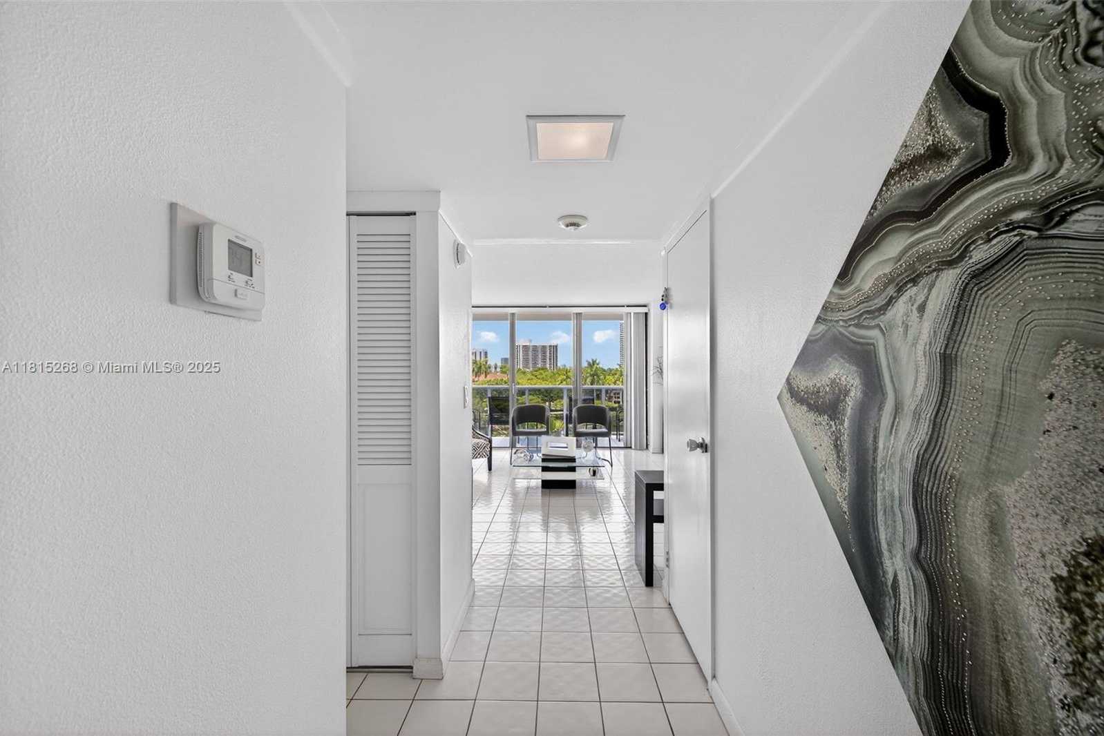 Small Image of 3675 NORTH COUNTRY CLUB DR #401, Aventura Number 20