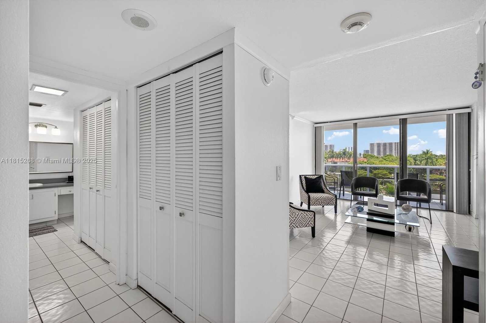 Small Image of 3675 NORTH COUNTRY CLUB DR #401, Aventura Number 21