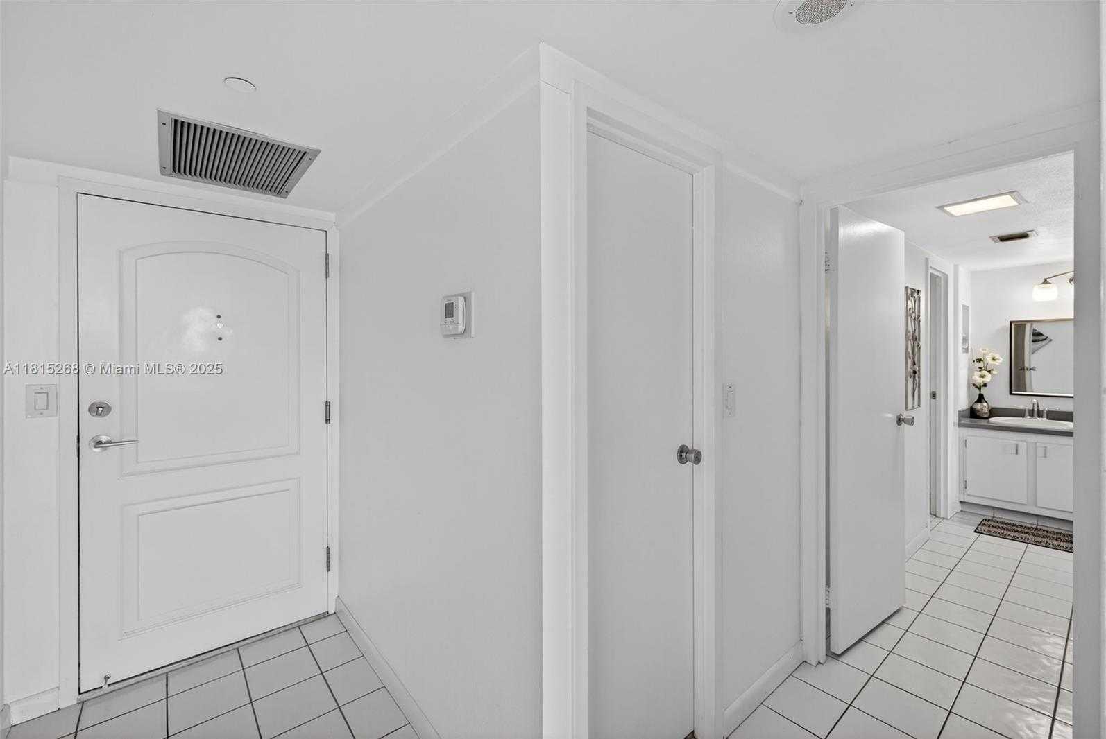 Small Image of 3675 NORTH COUNTRY CLUB DR #401, Aventura Number 22