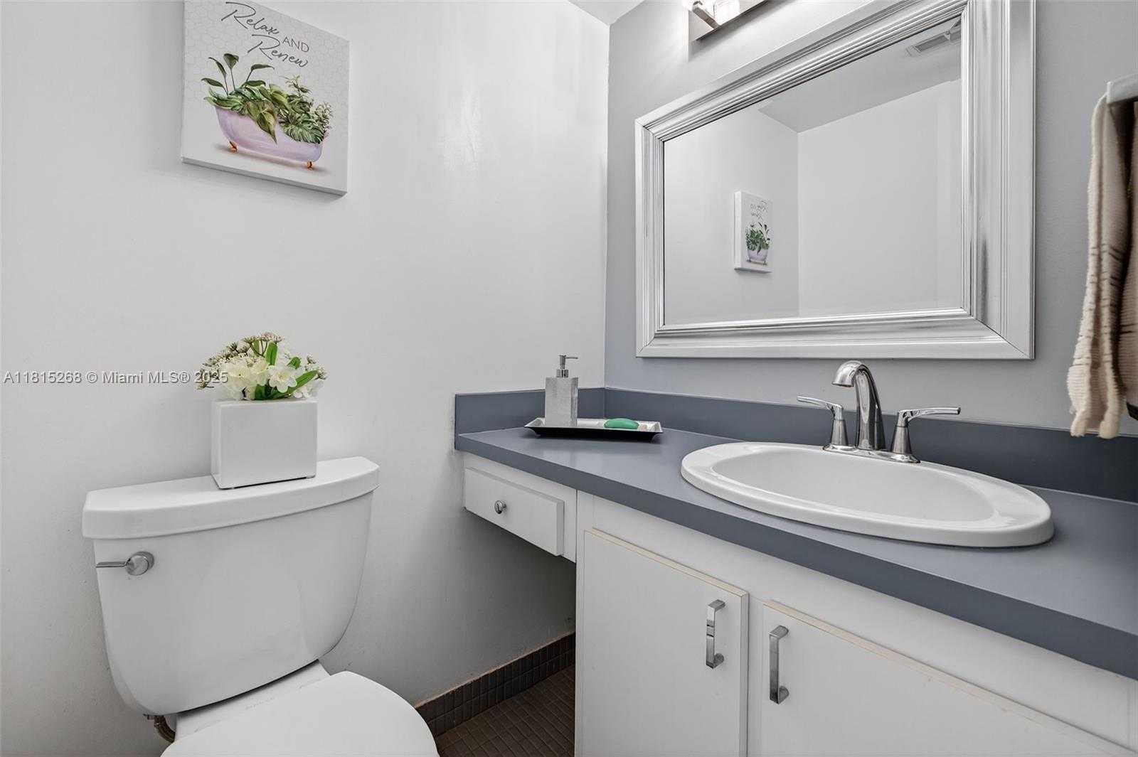 Small Image of 3675 NORTH COUNTRY CLUB DR #401, Aventura Number 31