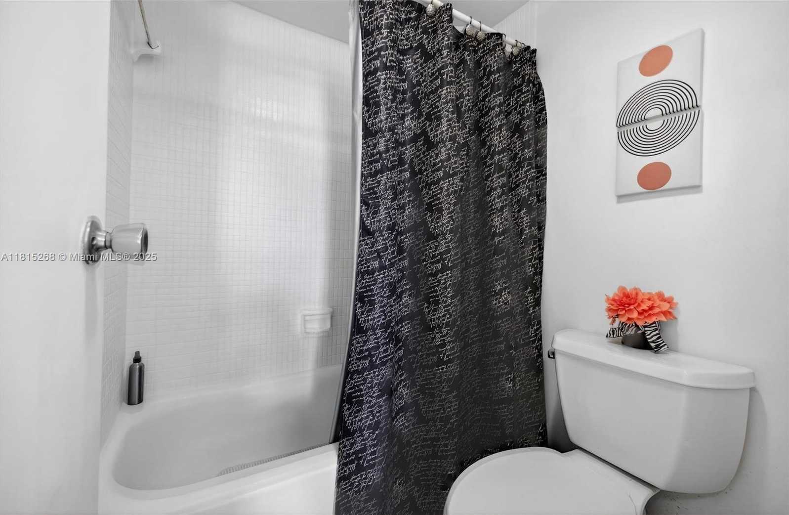 Small Image of 3675 NORTH COUNTRY CLUB DR #401, Aventura Number 32